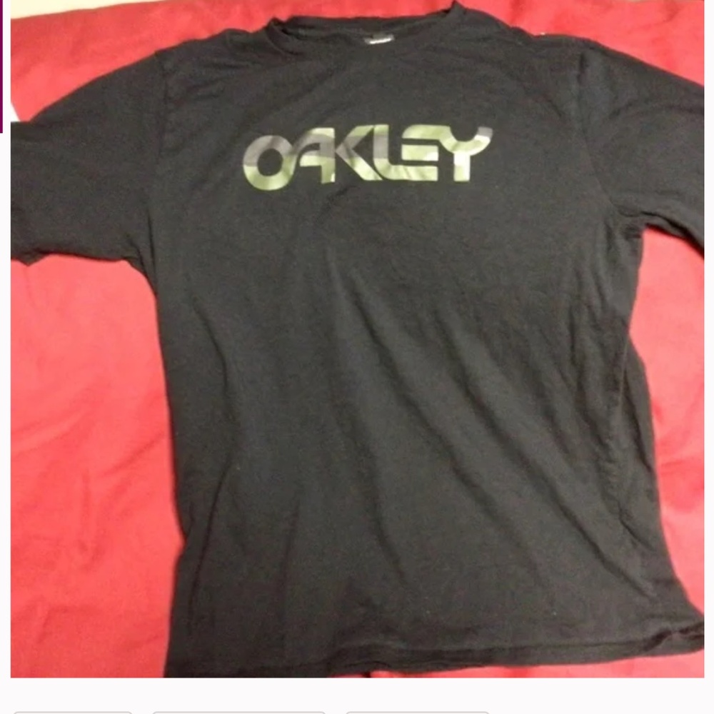 OAKLEY tshirt